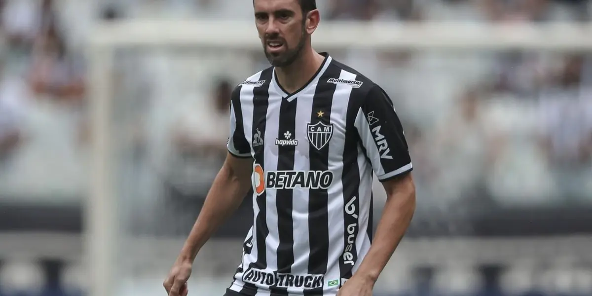 Clube se manifestou após ataques sofridos pelo zagueiro nas redes sociais