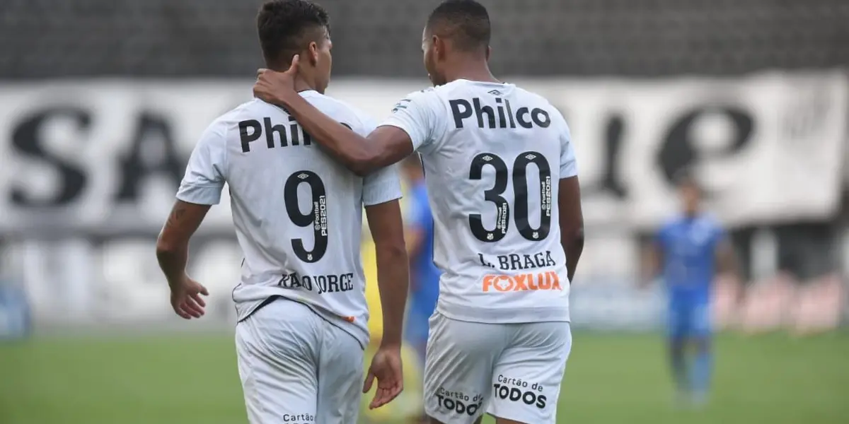 Clube terá dois reforços para clássico com o Palmeiras