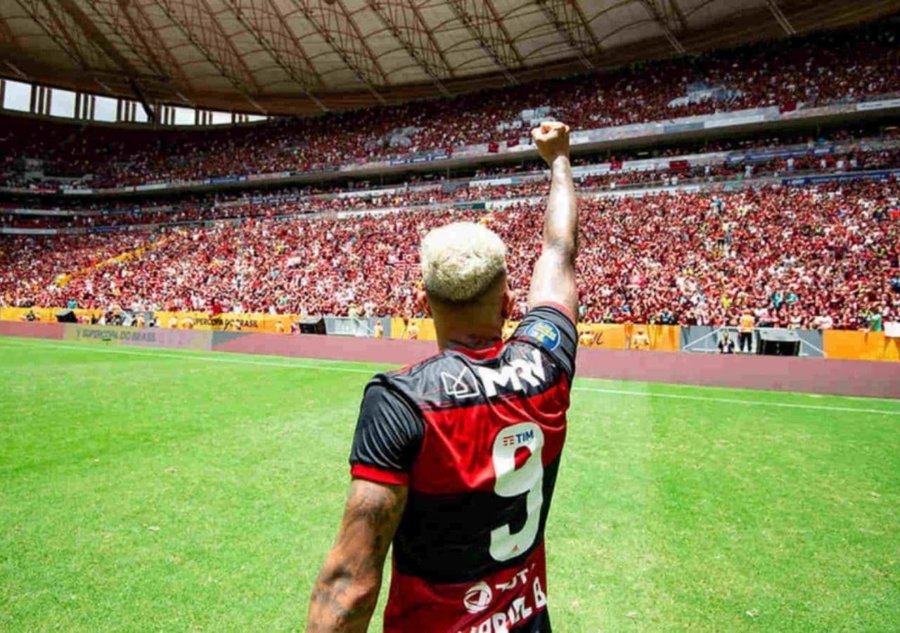 Clubes do Campeonato Brasileiro são contra volta de torcedores ao estádio para jogos do Flamengo, mas dois clubes apoiam Mengão