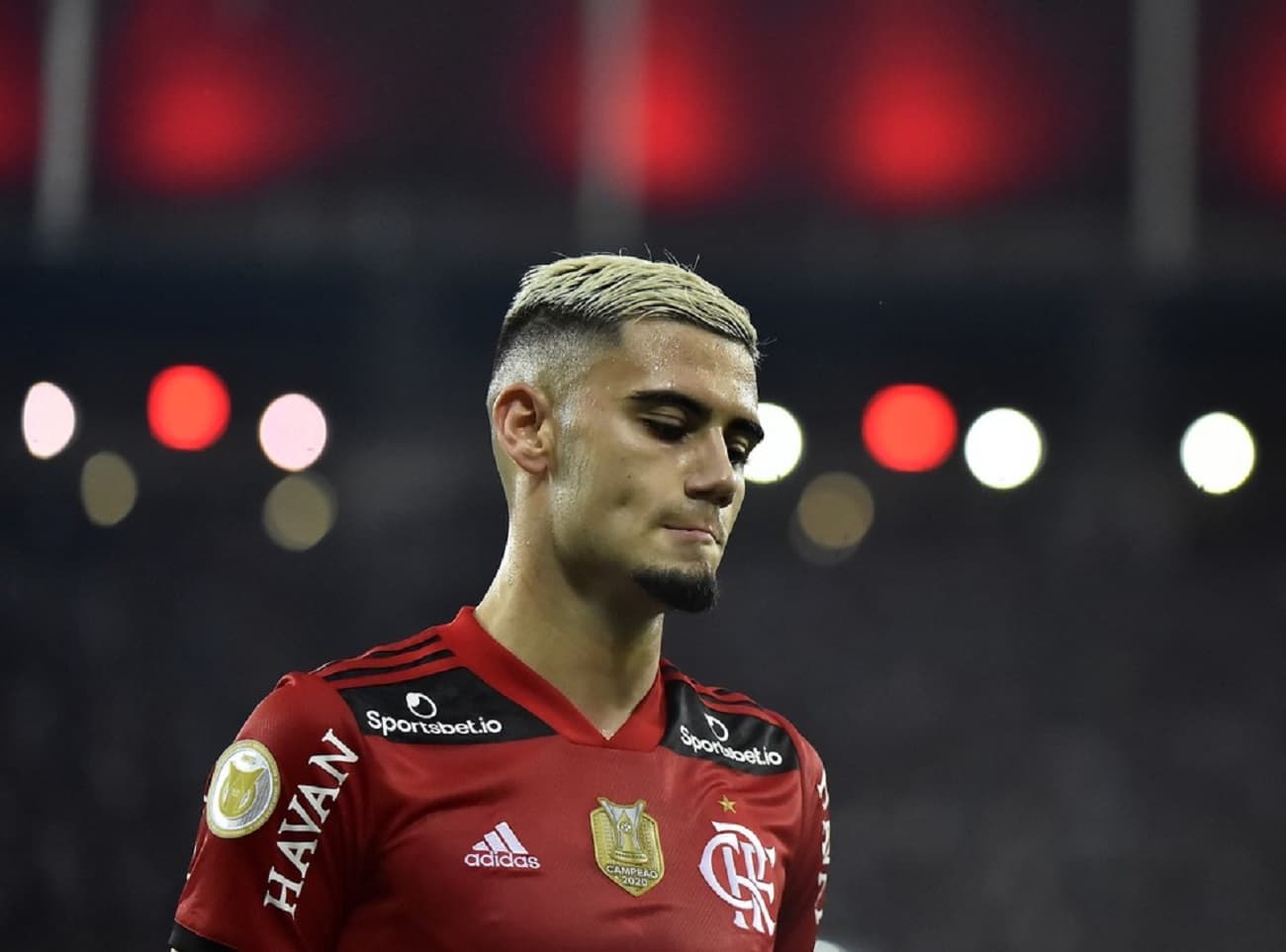 Clubes querem reforçar seus elencos para a temporada 2022