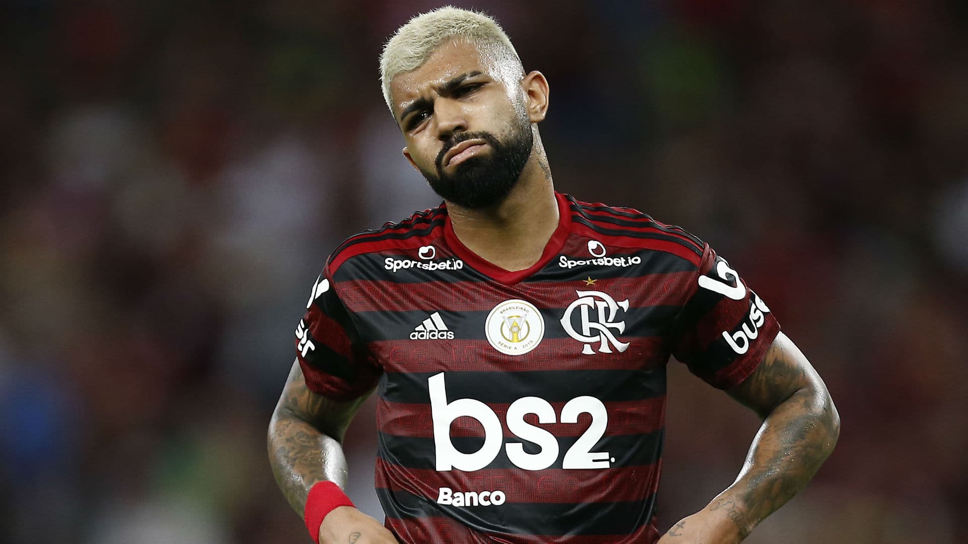 Clubes se movimentaram bastante durante a janela de transferências do mês de agosto