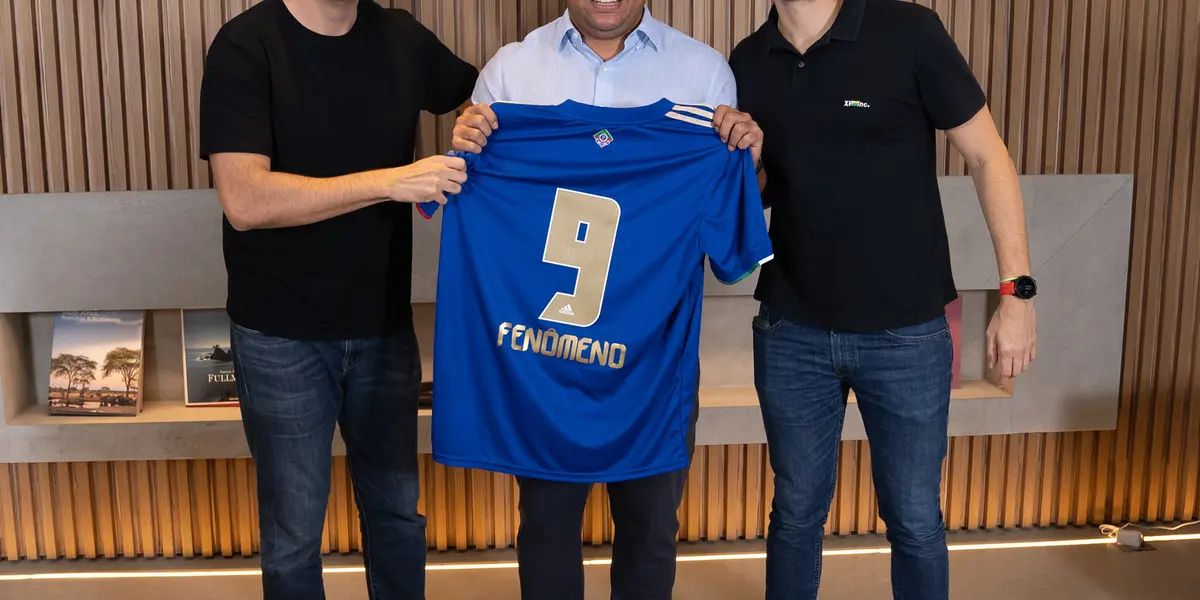 Com a chegada de Ronaldo, novo dono do clube celeste, contratações anunciadas podem ser canceladas