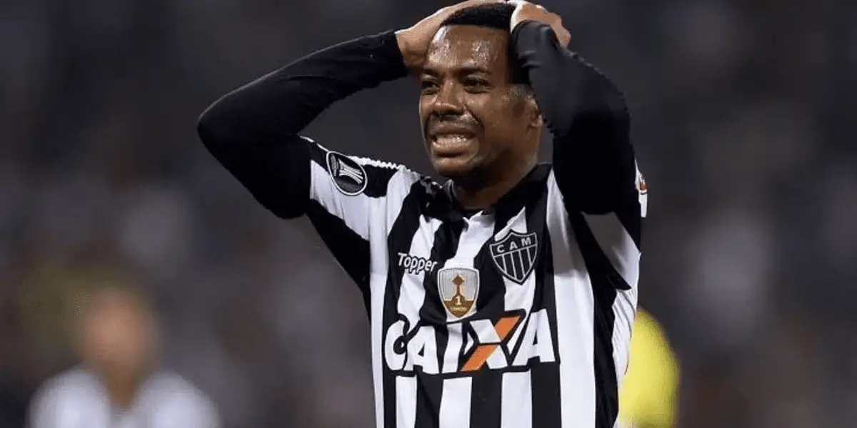 Com passagem vitoriosa na Seleção, atacante foi condenado a 9 anos de prisão na Itália