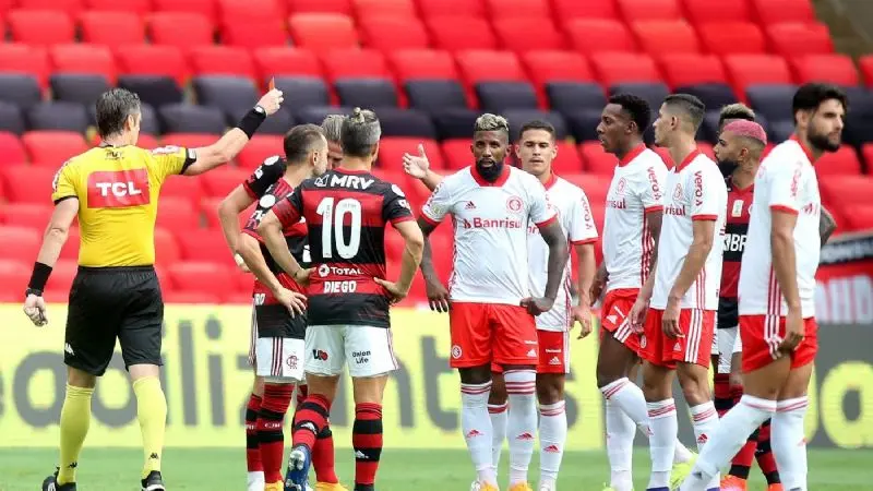 Comentarista e ex-jogador detona o Flamengo e suas conquistas