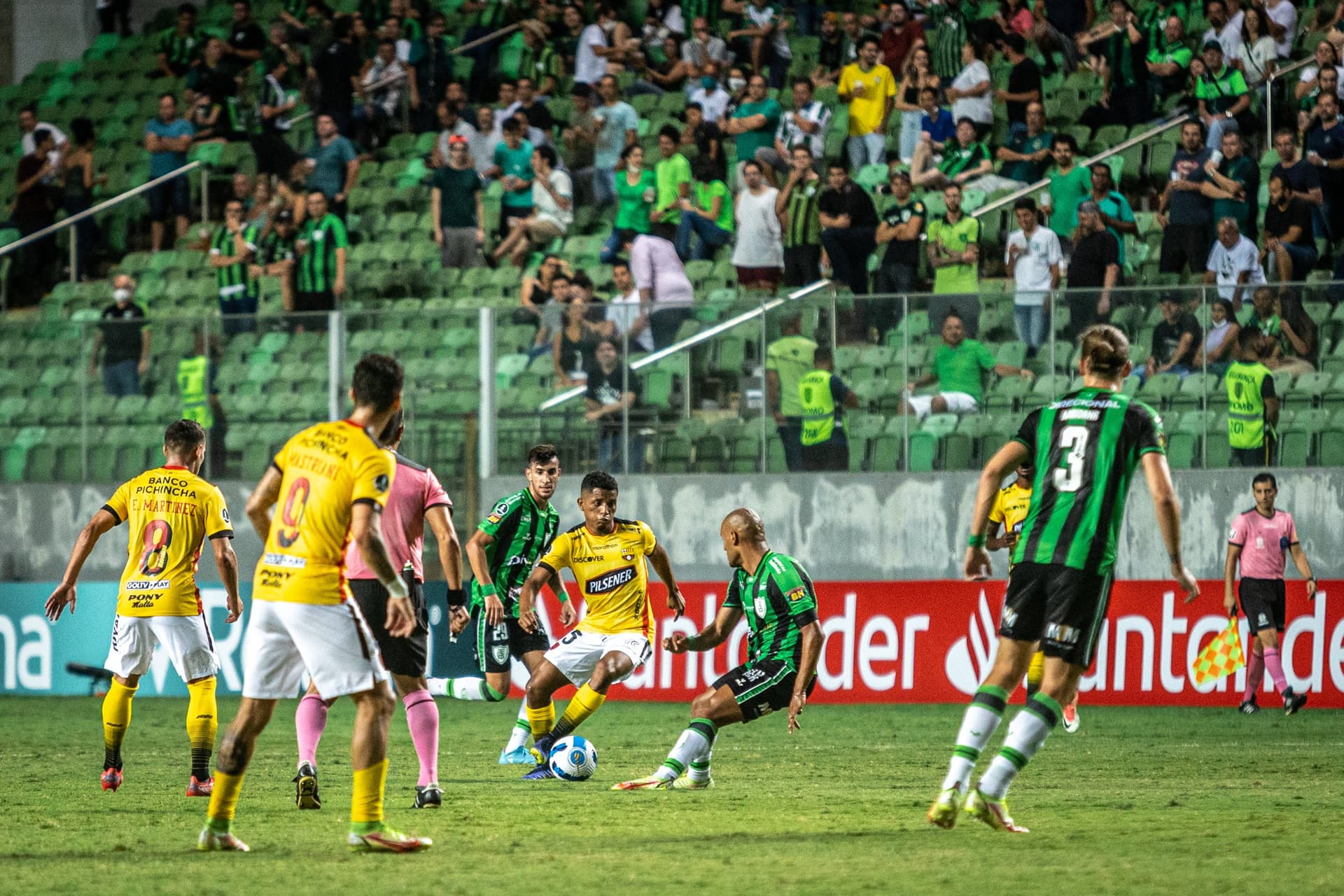 Confronto mais que decisivo para indicar quem seguirá para a fase de gurpos da Libertadores