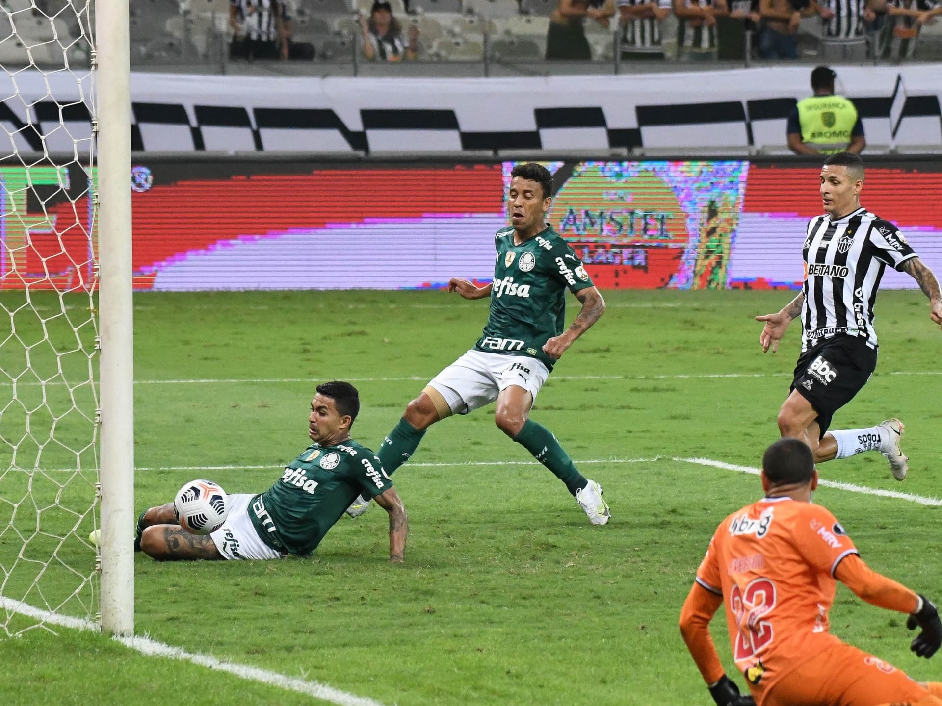 Conmebol anuncia fim do gol qualificado em todas as suas competições a partir de 2022, mas apenas brasileiros saem prejudicados
