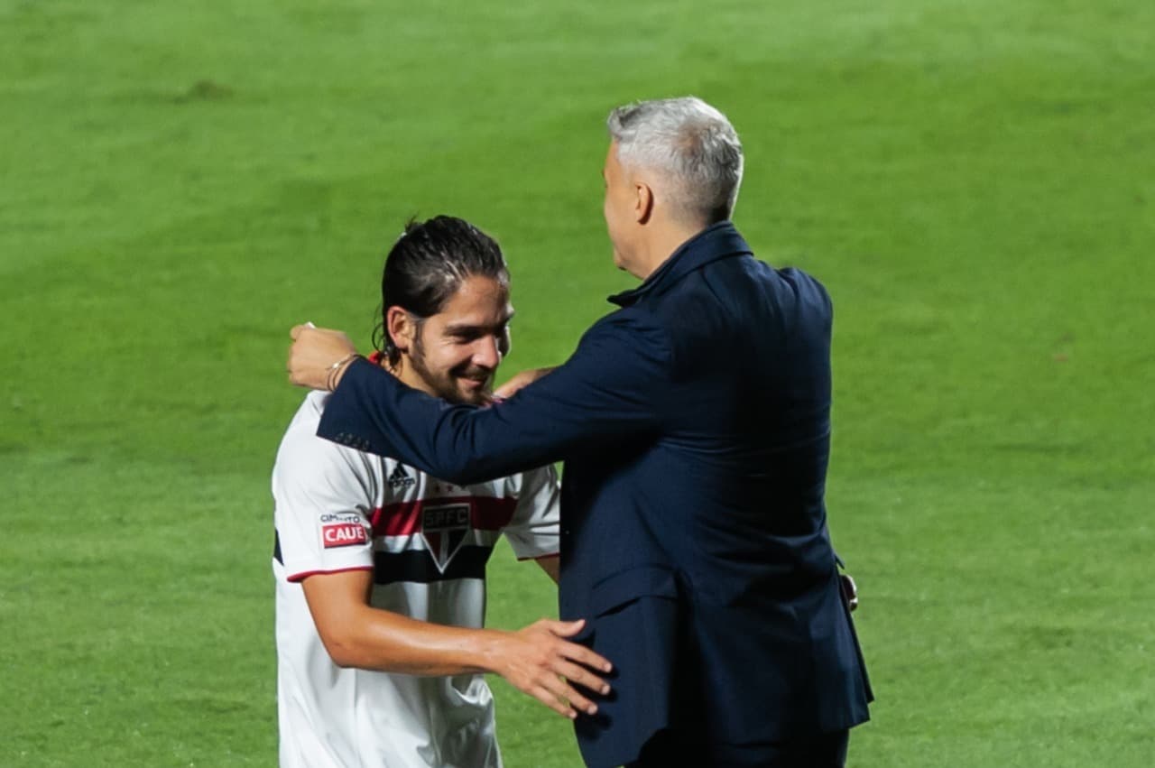 Contratações do São Paulo deixam em xeque o futuro de Martín Benítez; por que o jogador não é mais o craque de Hernán Crespo?
