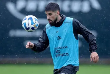 Convocado para defender a Seleção Uruguaia, zagueiro é um dos destaques do Timão na temporada