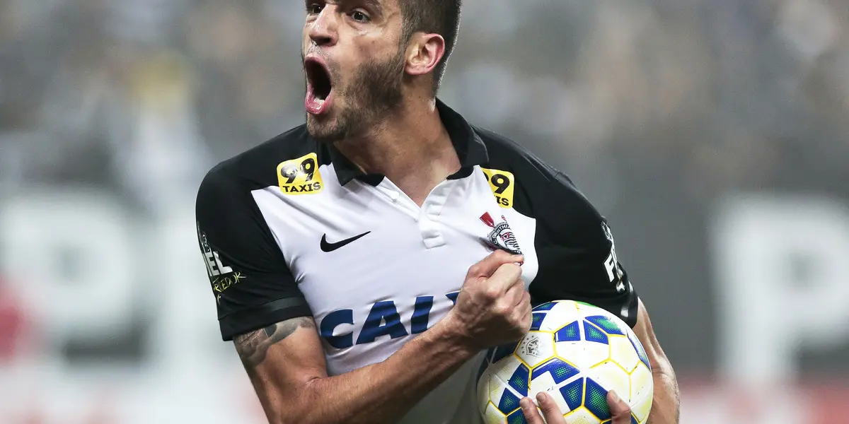 Corinthians luta para virar potência do futebol brasileiro novamente