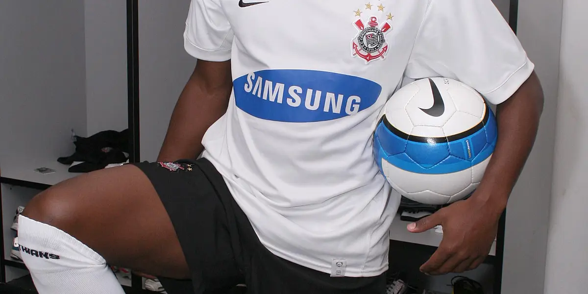 Corinthians tem dia D para avançar na negociação com Willian e anunciar o craque, mas antes Arsenal precisa rescindir seu contrato