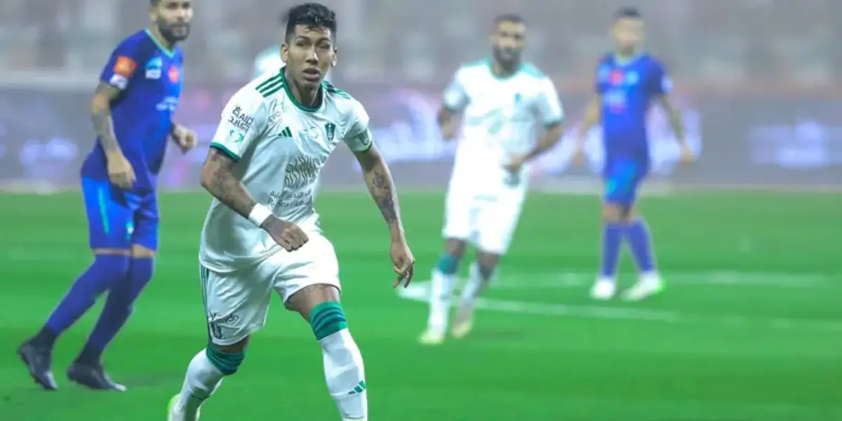 Craque brasileiro não conseguiu evitar a primeira derrota da equipe na competição