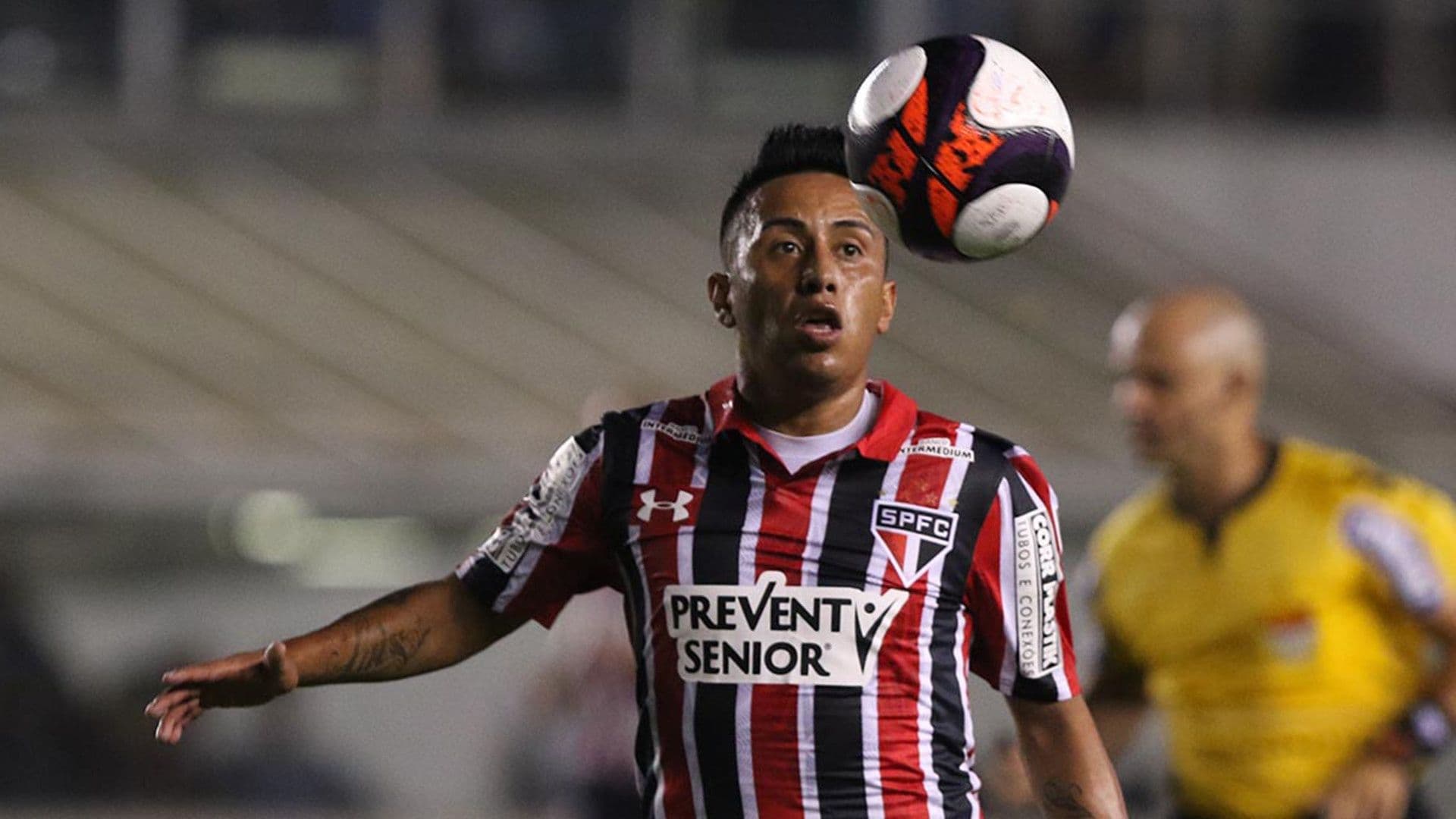 Craque brasileiro tem se reaproximado do clube