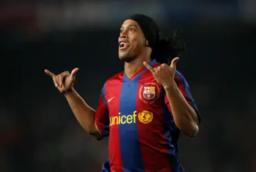 Craque da história do futebol brasileiro posta foto no Instagram ao lado de celebridades do futebol