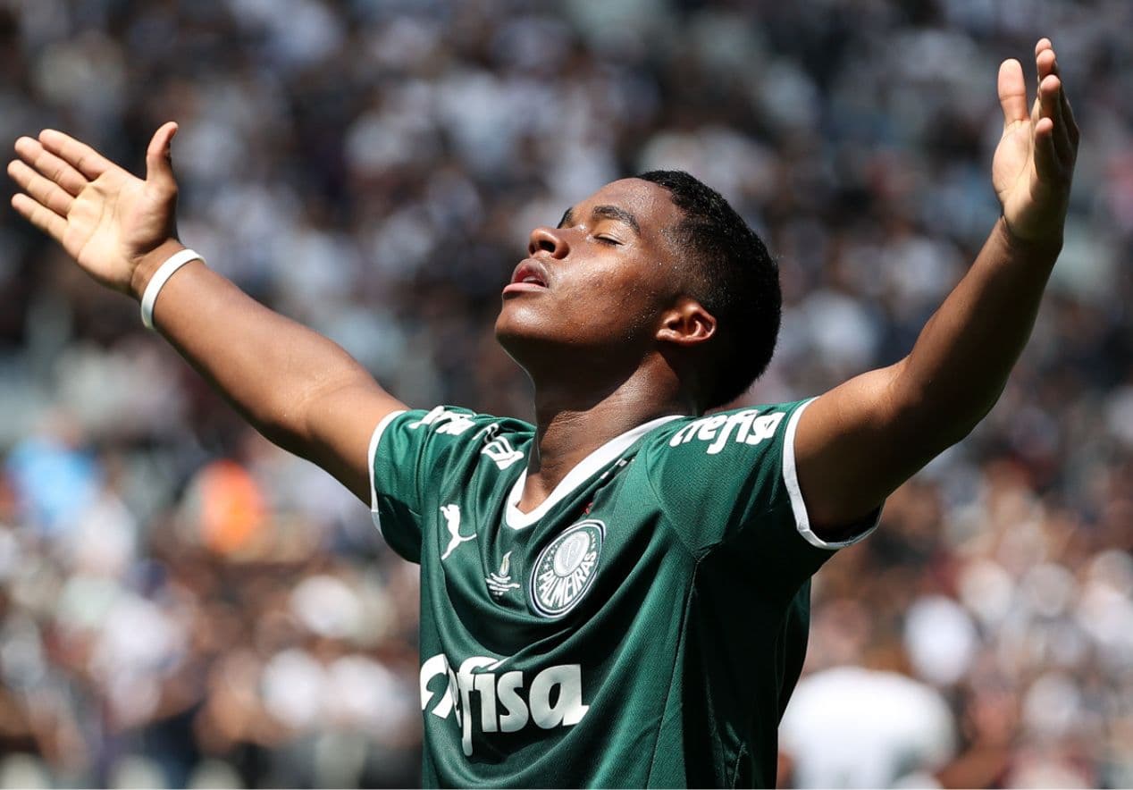 Craque do time do Verdão está na mira dos blancos, mas só poderia se transferir aos 18 anos de idade