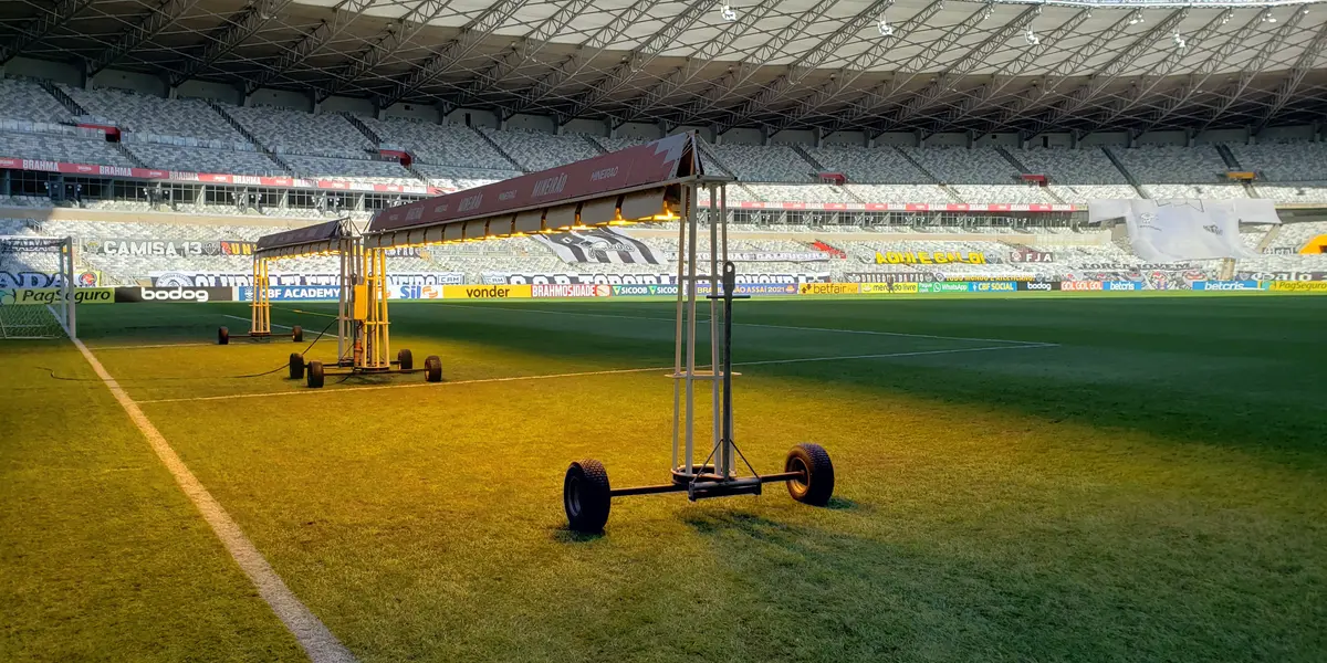 Críticas surgem depois de desavença por postagem sobre Pavón