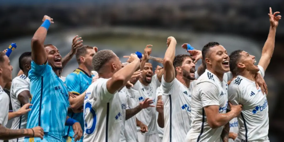 Cruzeiro faz a festa e torcida do Galo sai antes da partida terminar 