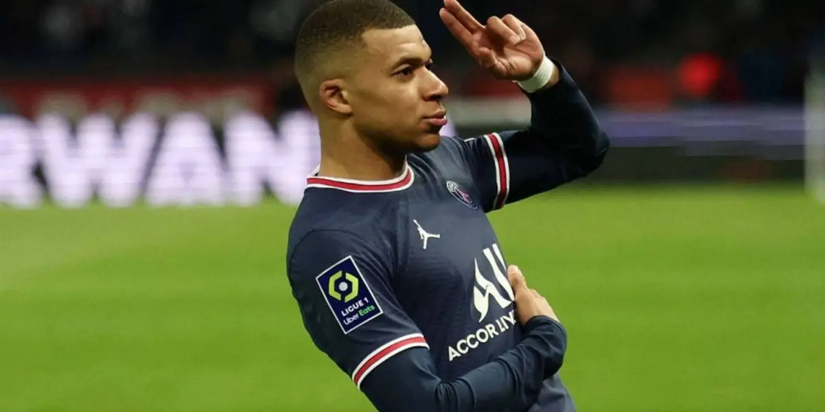 Daniel Alves queria avançado francês no Barcelona