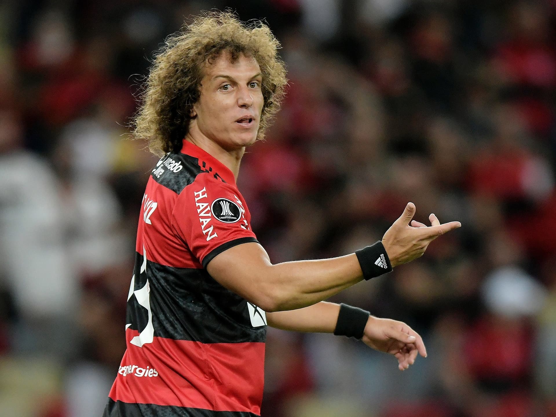 David Luiz perde a cabeça em pouco tempo de Flamengo e sua permanência no Mengão está ameaçada