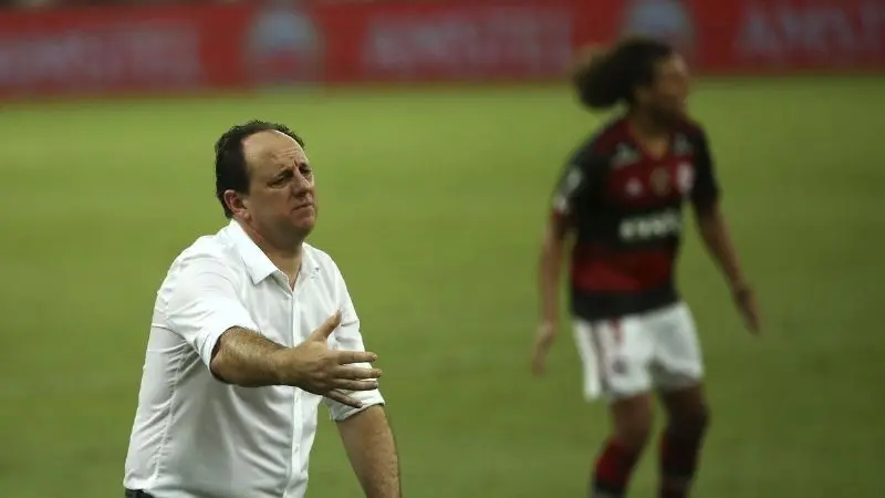 De 2010 para cá, sete foram eliminados nas oitavas de final ou na fase de grupos ... Uma verdadeira maldição.