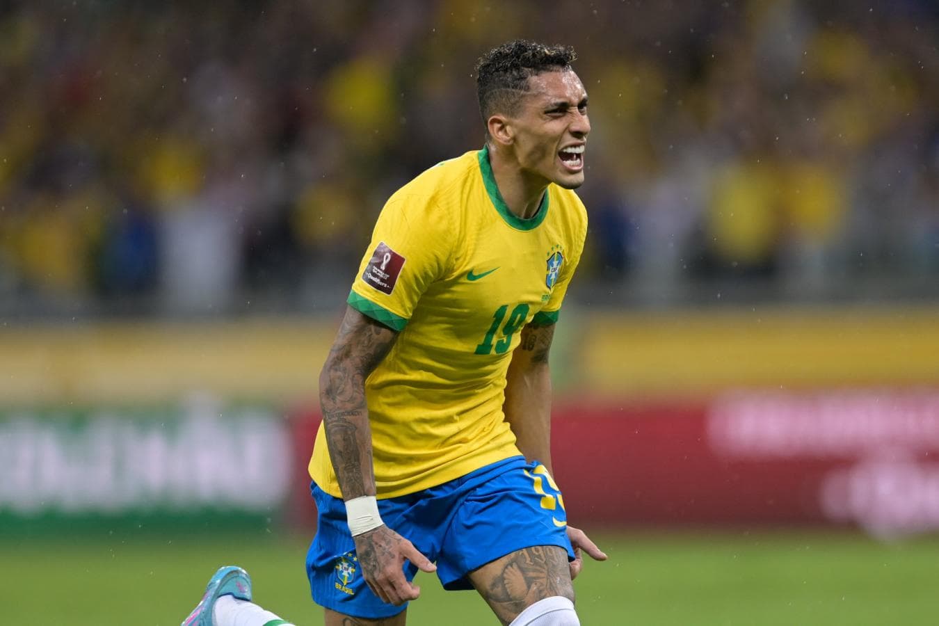 De acordo com as estatísticas extraídas pela FIFA de 1872 a 2021, a equipe verde e amarela é a que mais vitórias conquistou na história.