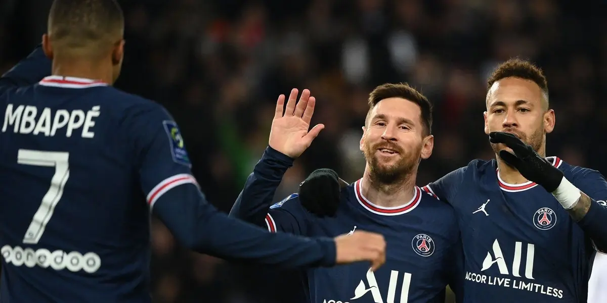 De acordo com a imprensa da Europa, Messi e Mbappé podem deixar o clube francês