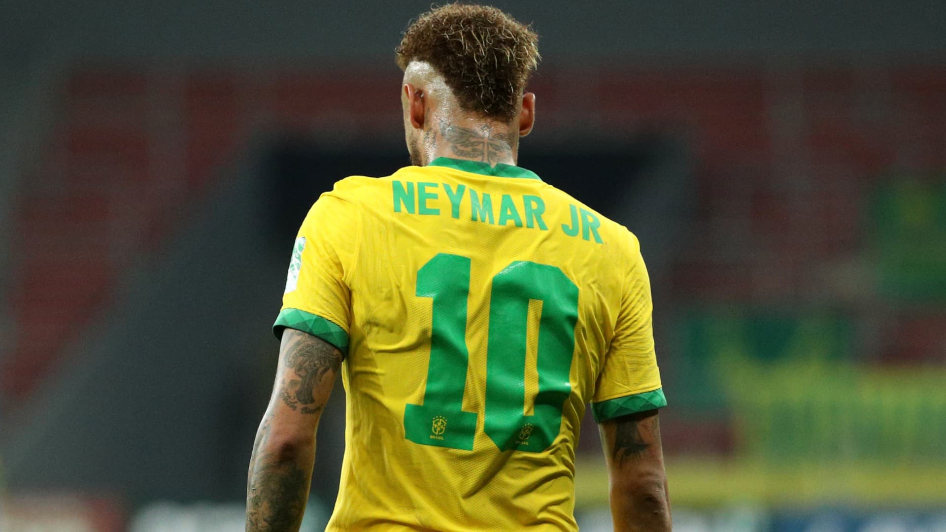 De garoto propaganda preferido das marcas ao atleta multicampeão pelos clubes que passou, veja a história do "adulto Ney"