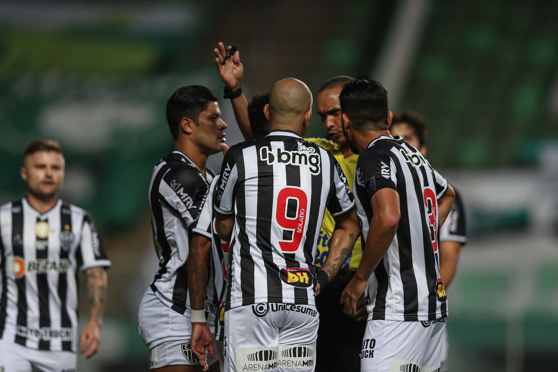 Decisão da CBF em relação à arbitragem