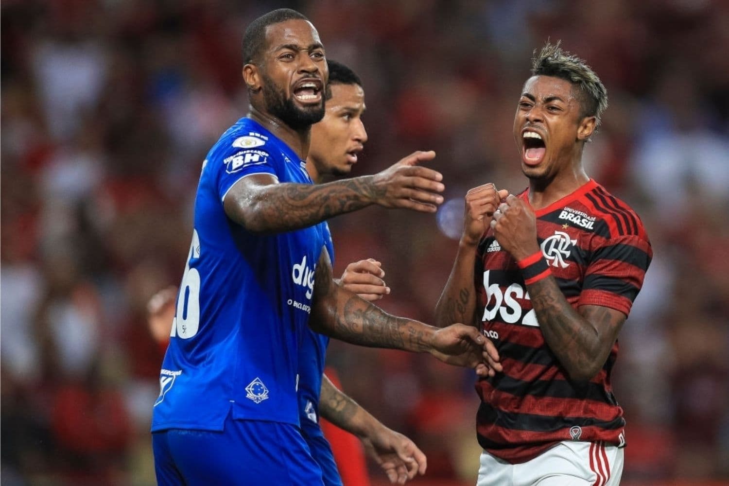 Dedé pede emprego no Flamengo e diz que jamais recusaria jogar no Mengão, mesmo com o risco de não ser mais ídolo do Vasco