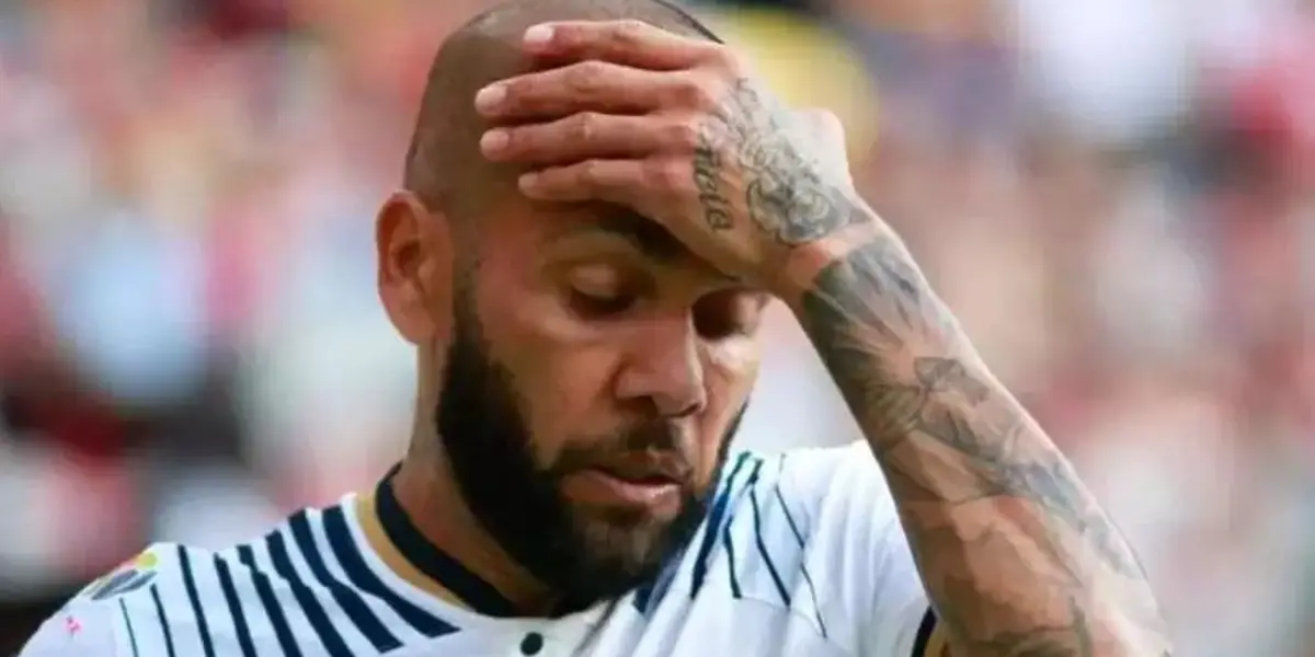 Defesa do lateral brasileiro mudou de estratégia e agora ataca condições psicológicas da vítima