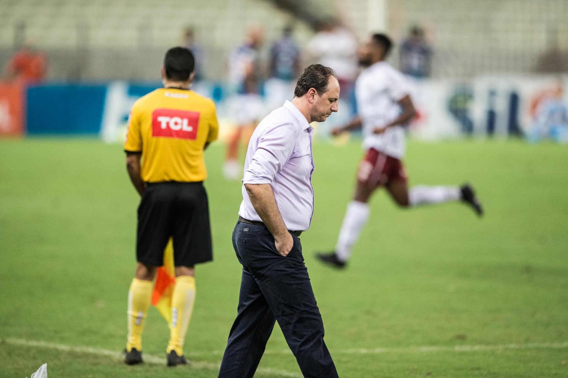 Demissão de Roger Machado aconteceu após péssima sequência de jogos e com a eliminação na Copa Libertadores 2021