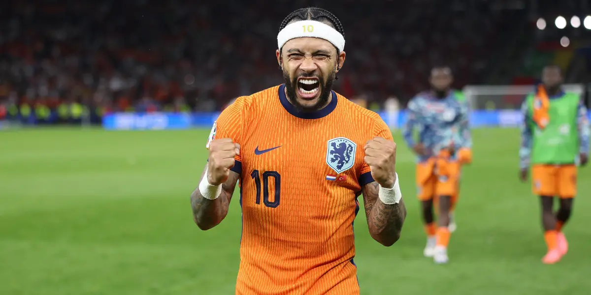 Depay abre o jogo sobre o Corinthians (Foto: Holanda)