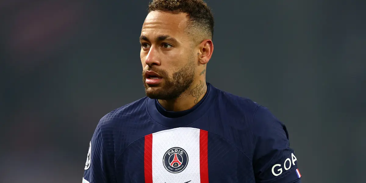 Depois de anúncio do clube francês em vendê-lo na janela de transferências, Blues querem o brasileiro