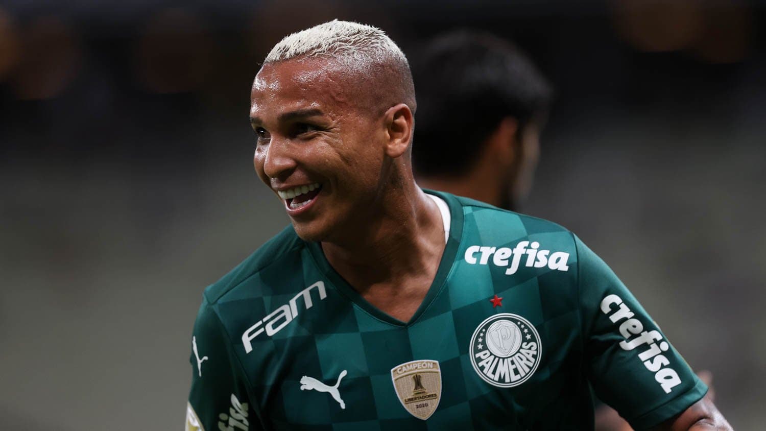 Deyverson foi o autor do gol da vitória do Palmeiras pelo Brasileirão, mas irritou ainda mais os torcedores