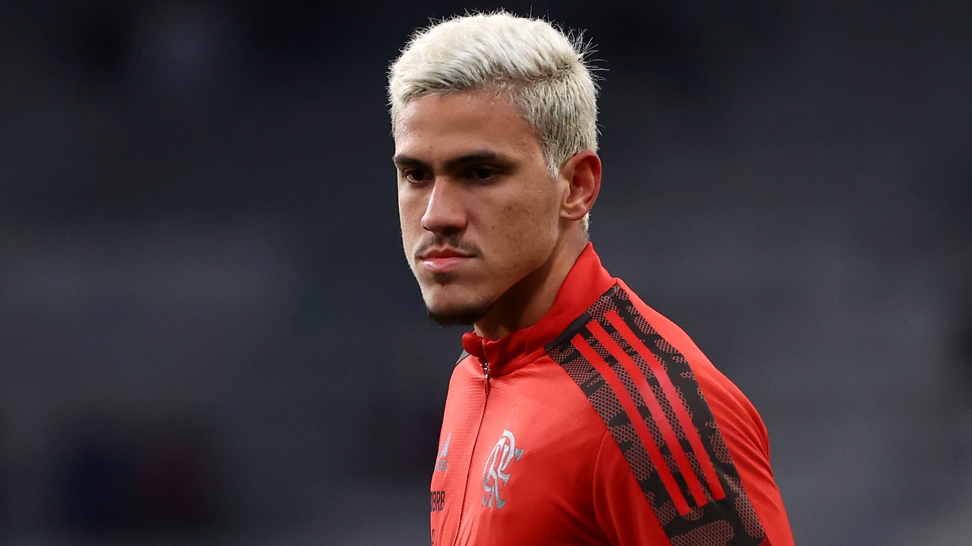 Direção rubro-negra não deve facilitar saída do jogador, que tem contrato até 2025