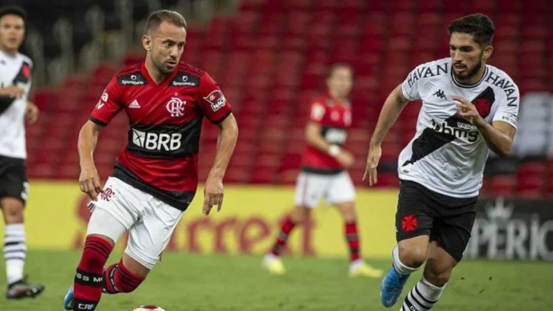 Diretoria do Flamengo recebeu sondagens de empresário que representa o Vasco da Gama