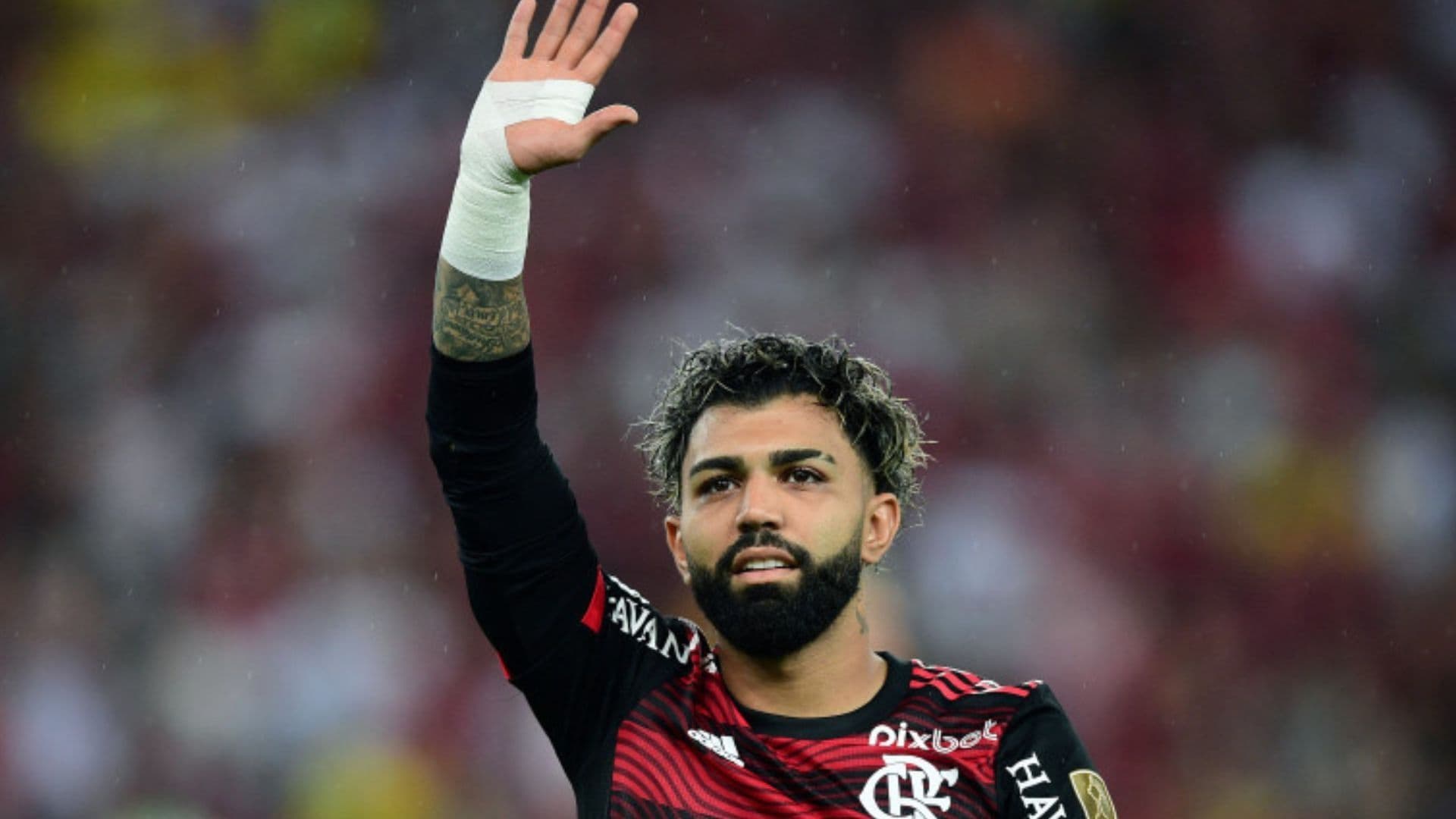 Diretoria rubro-negra foi informada pelo staff do atleta de que o clube japonês concluirá o negócio