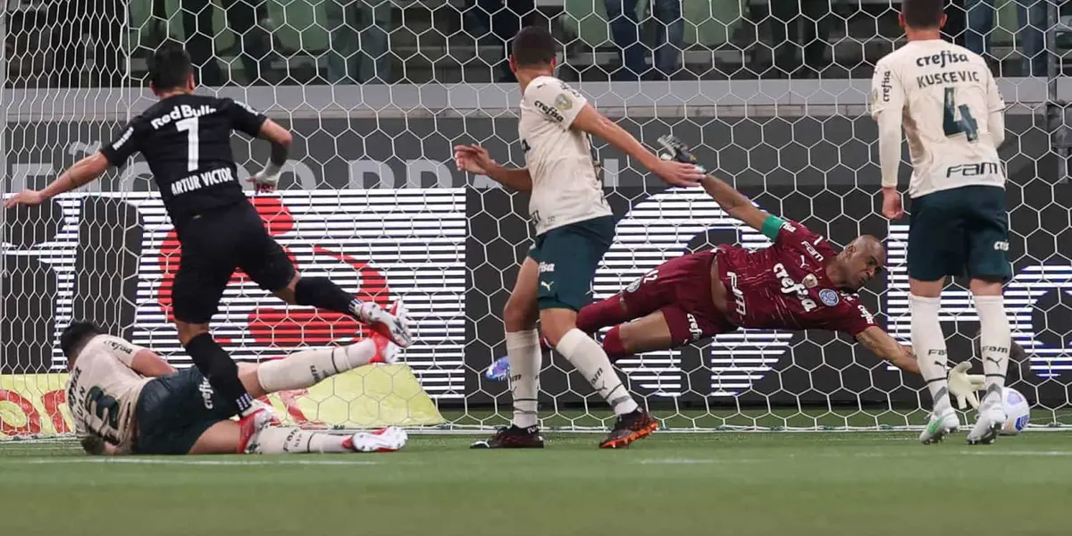 Dirigente do Massa Bruta não deixou de provocar o Palmeiras antes da decisão em Montevidéu