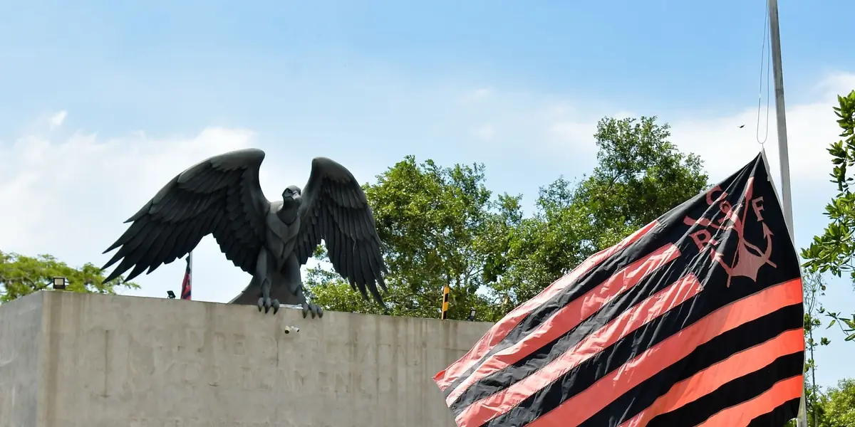 Dirigentes do clube inglês foram no Ninho do Urubu