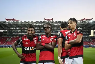 Dois jogadores que foram companheiros no Flamengo se enfrentaram pela Liga Europa em partida de três gols e com um gol para cada um deles