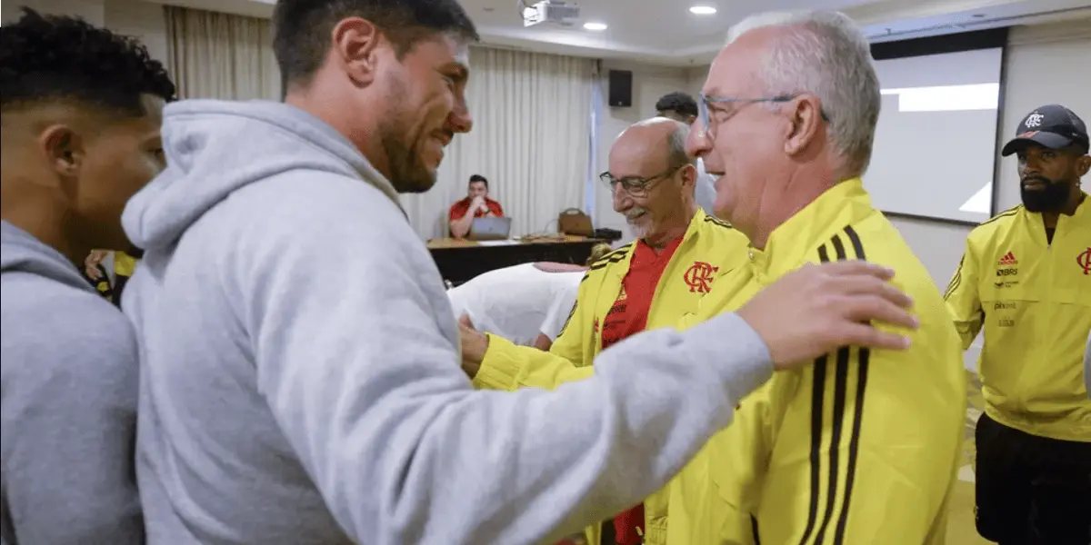 Dorival Jr já escalou o time que enfrentará o Internacional no Beira-Rio no sábado às 21h