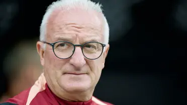 Dorival Júnior projeta Santos x Corinthians e descarta Memphis Depay no clássico. Foto: Marcello Zambrana/AGIF