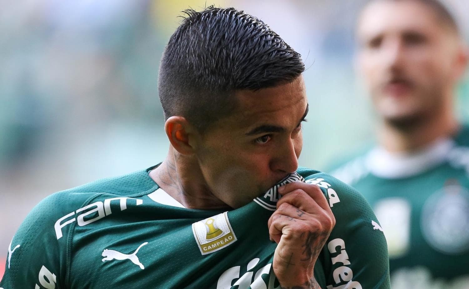 Dudu ainda não sabe se volta ao Palmeiras