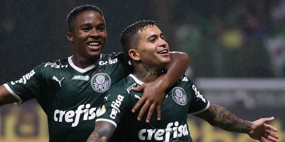 Dudu, grande ídolo e atual jogador do Palmeiras, continua a ostentar seu sucesso dentro e fora dos campos