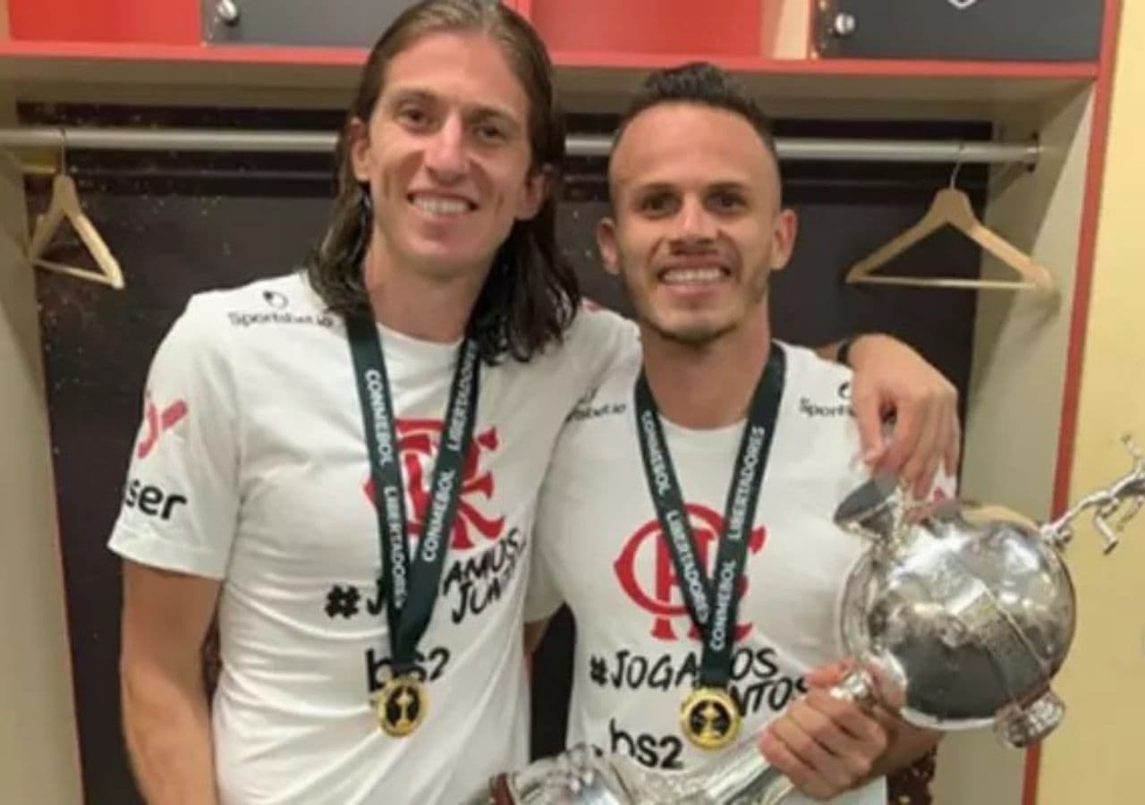 Dupla de laterais tem superstição curiosa para desconcentrar os rivais e tornar a defesa do Flamengo ainda mais forte