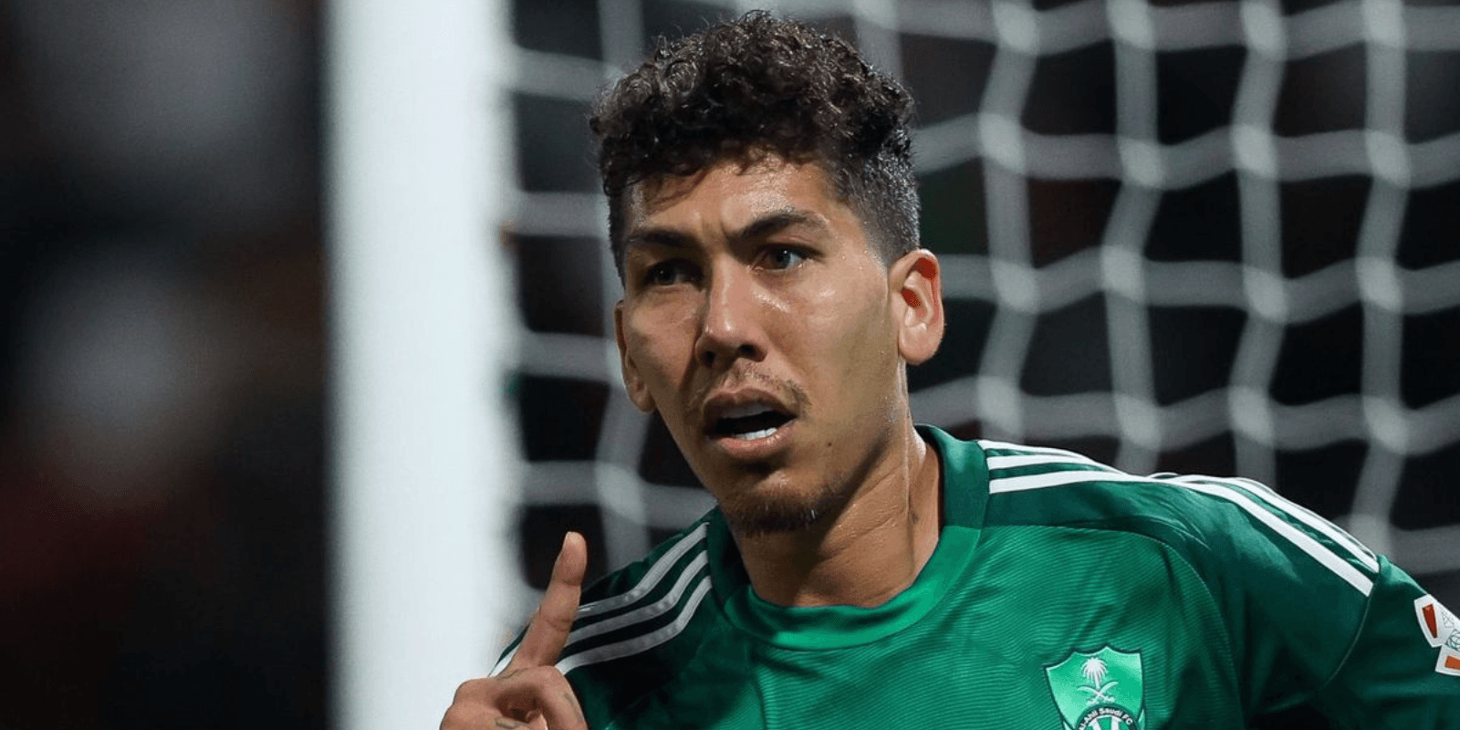 É isso o que aconteceu com Roberto Firmino na Arabia Saúdita que deixa os clubes brasileiros empolgados