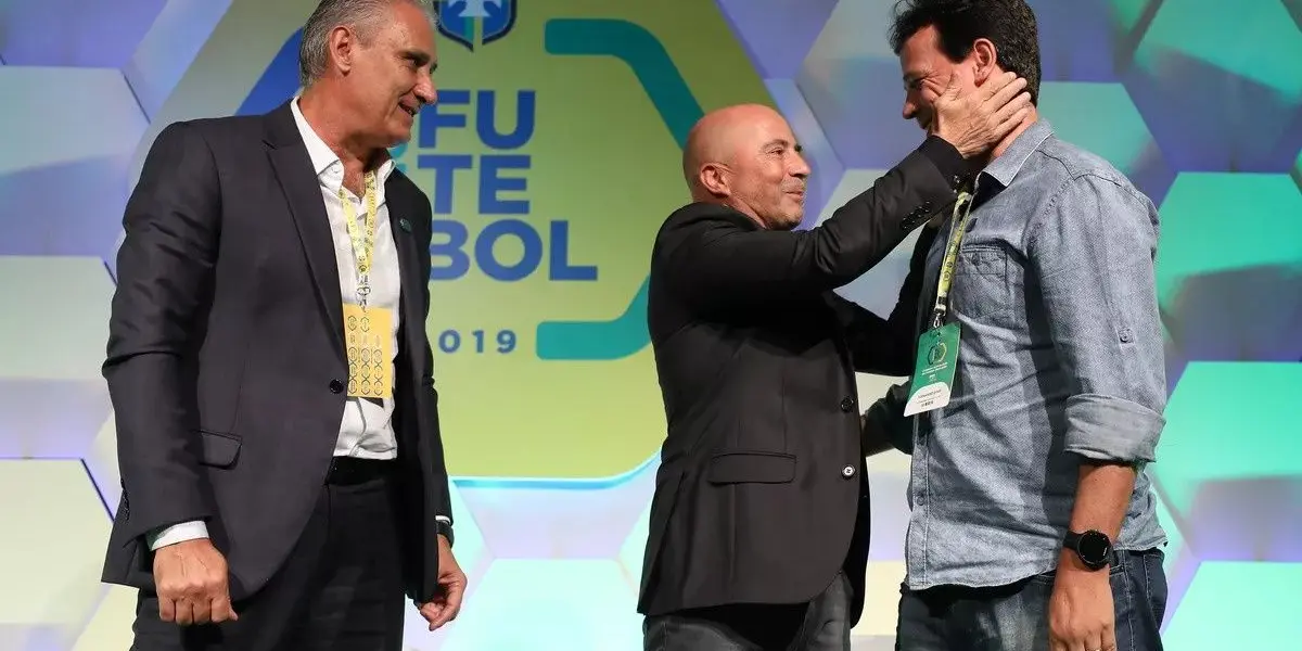 Ednaldo Rodrigues, presidente da CBF, declarou que já levantou mais de 26 possíveis nomes para assumir o Brasil