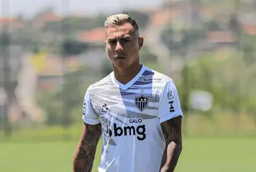 Eduardo Vargas e a atitude que emocionou a massa atleticana