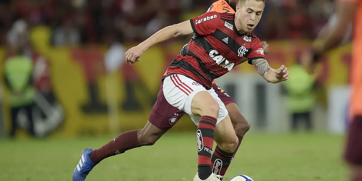 El volante comentó la tristeza por no haber rendido como se esperaba en Flamengo