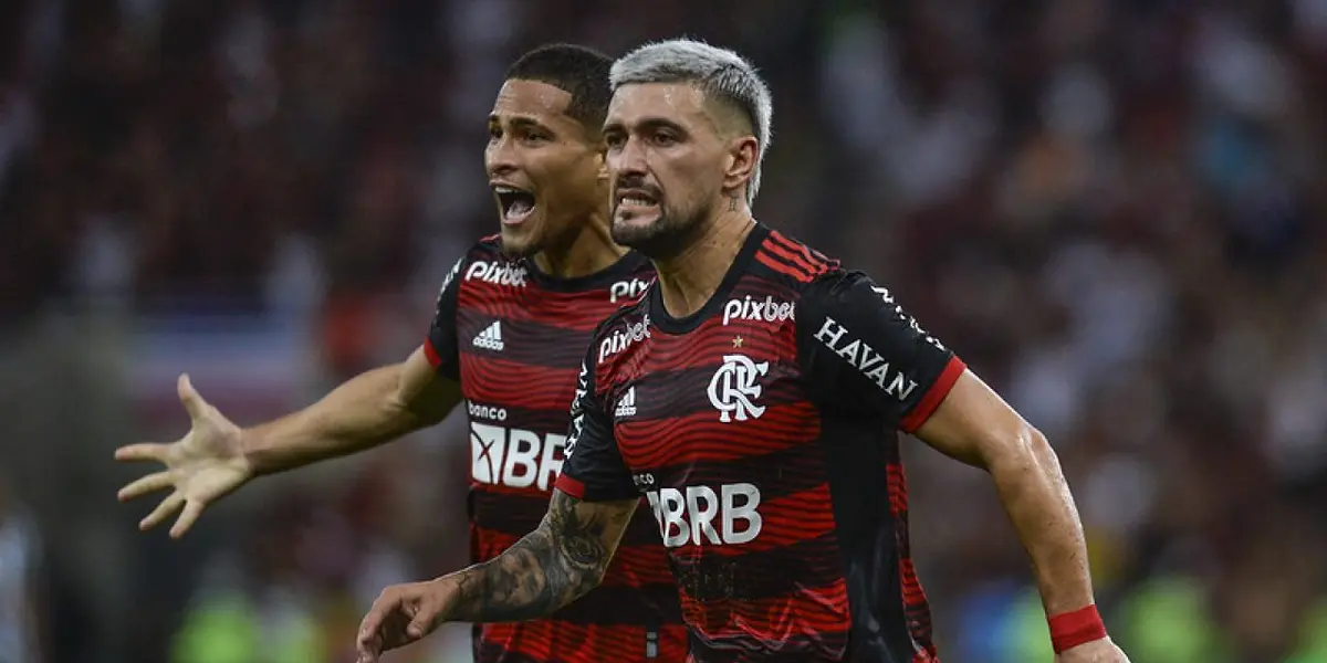 Ele disputou a Copa do Mundo de 2014 pela seleção brasileira, e agora tem acerto verbal para jogar no rubro-negro