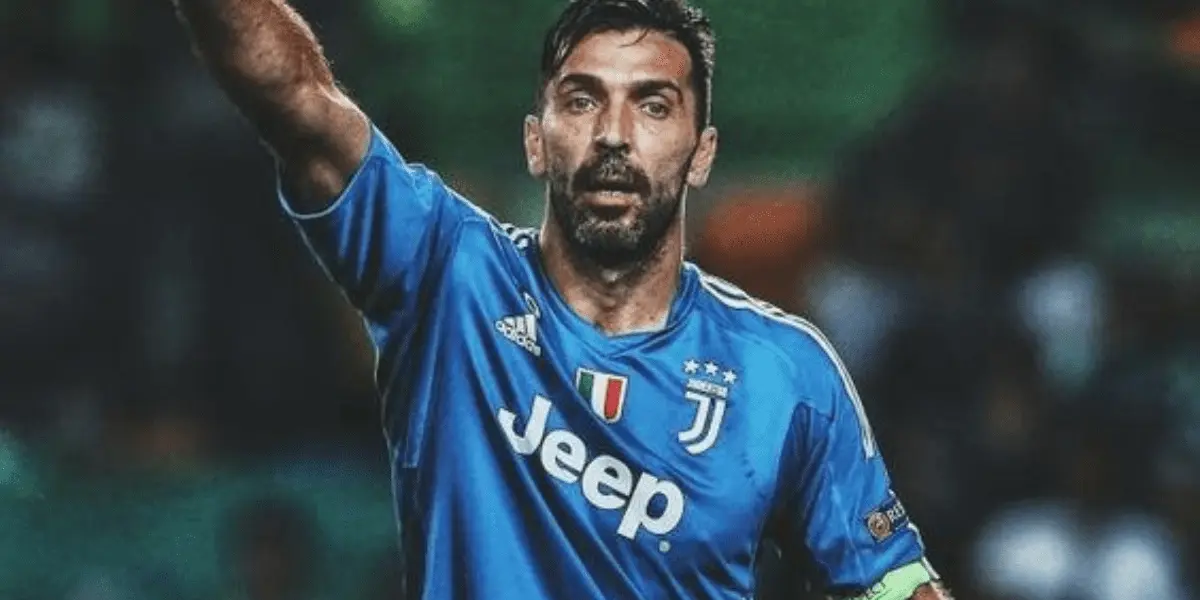 Ele é o único goleiro da elite do Brasileirão capaz de superar a marca do goleiro multicampeão Buffon